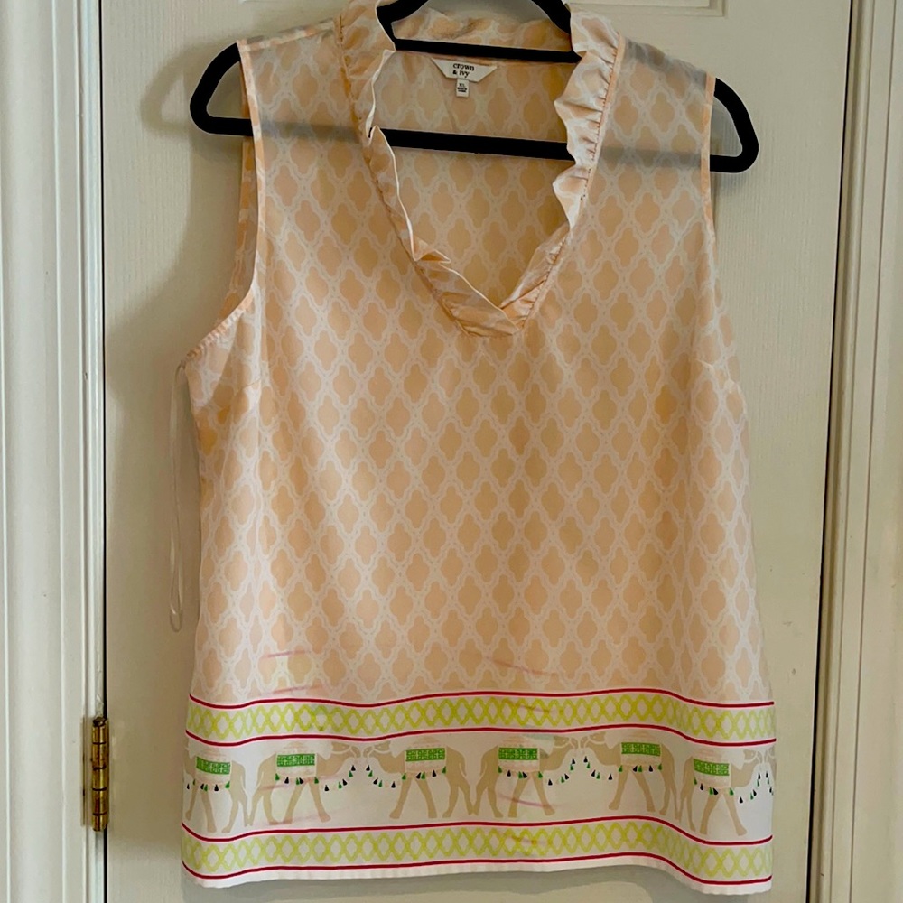 crown & ivy ladies top